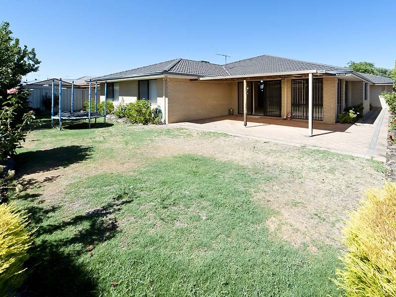 82 Sandringham Promenade, Canning Vale WA 6155