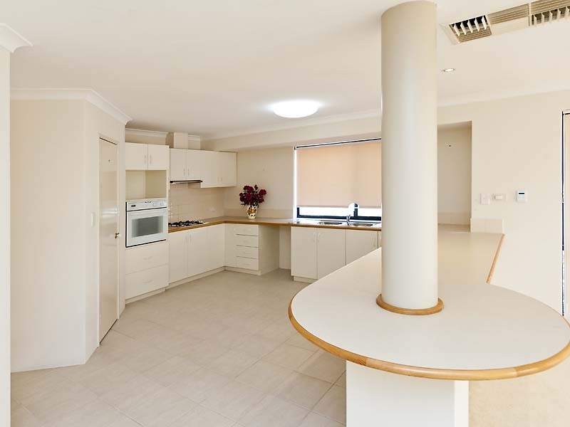 82 Sandringham Promenade, Canning Vale WA 6155
