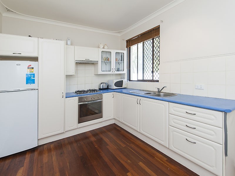 11 Hunt Street, Thornlie WA 6108