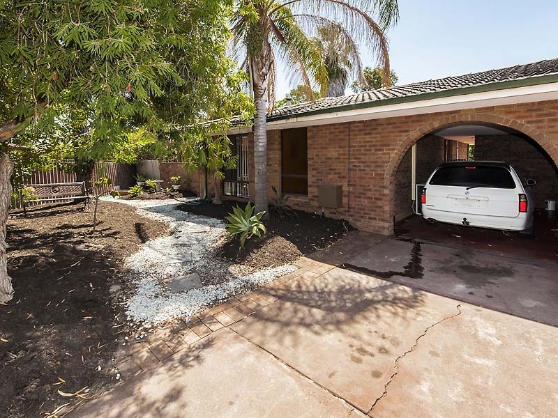 22A Chevaliar Way, Thornlie WA 6108
