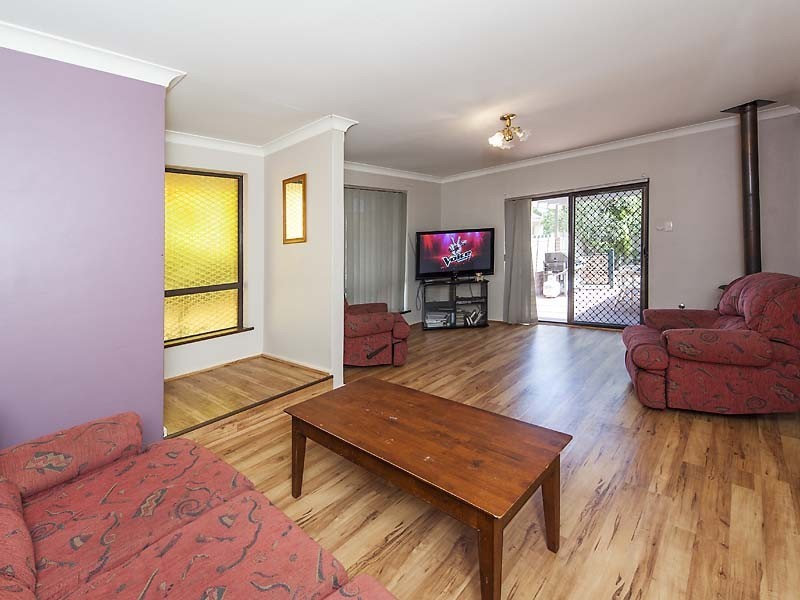 22A Chevaliar Way, Thornlie WA 6108