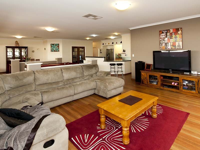 12 Gadd Avenue, Byford WA 6122