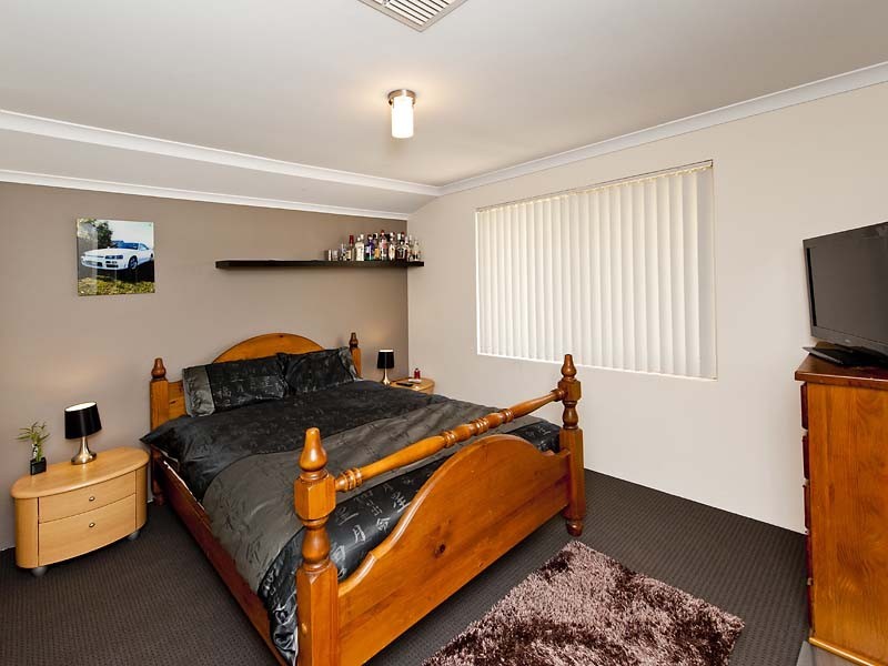 12 Gadd Avenue, Byford WA 6122