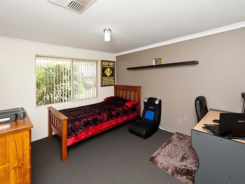 12 Gadd Avenue, Byford WA 6122