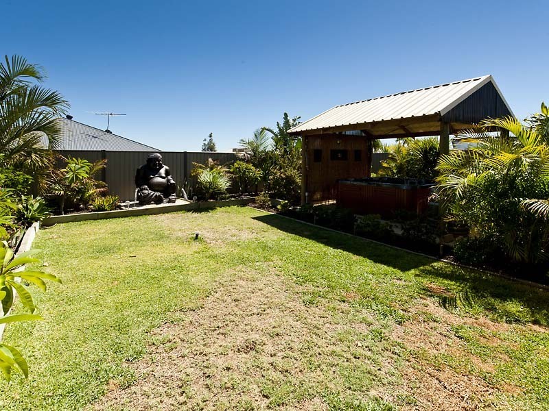 12 Gadd Avenue, Byford WA 6122