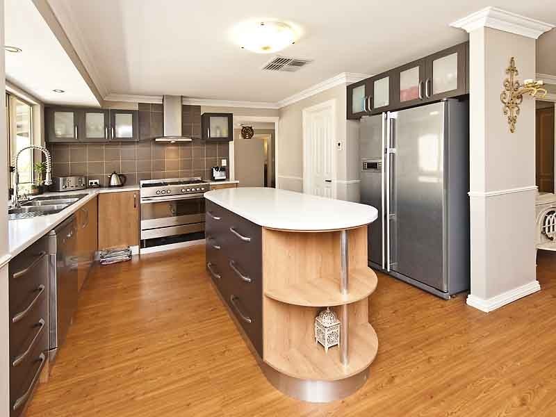 3 Bruns Drive, Darling Downs WA 6122