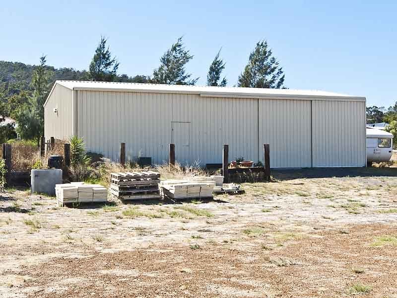 3 Bruns Drive, Darling Downs WA 6122