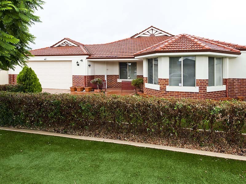 20 Clipper Parade, Canning Vale WA 6155