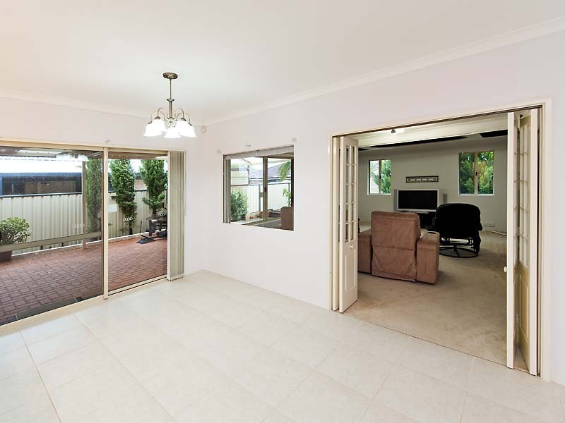 20 Clipper Parade, Canning Vale WA 6155