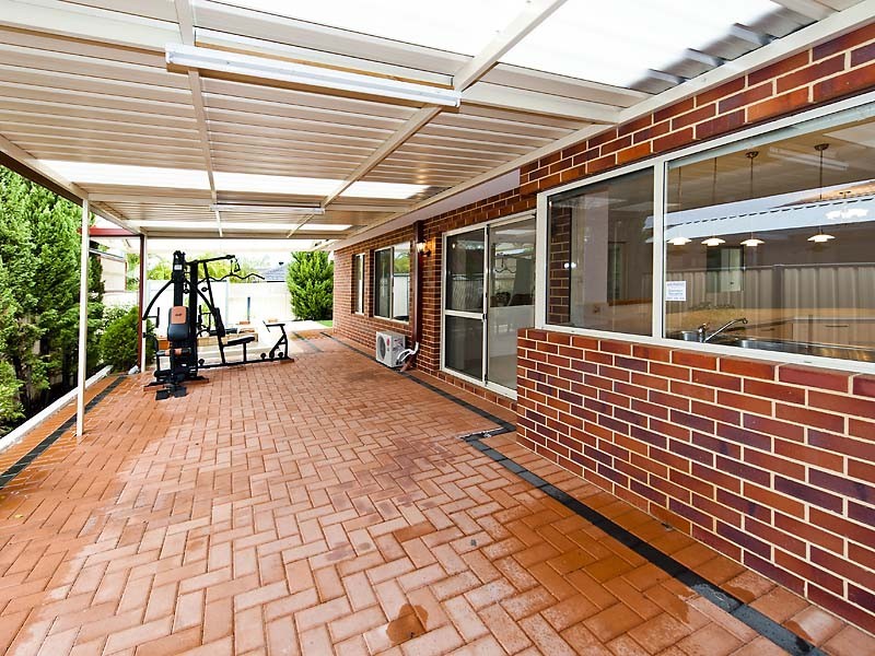 20 Clipper Parade, Canning Vale WA 6155