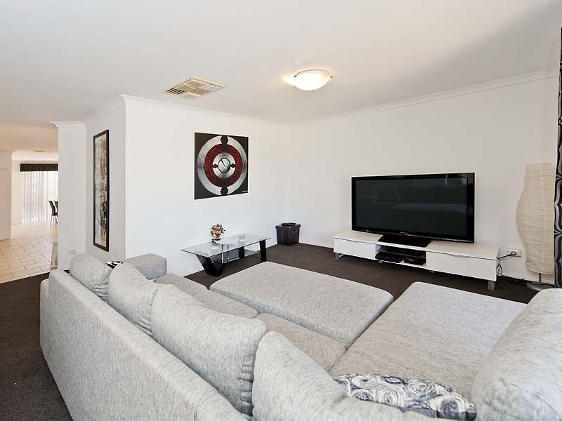 29 Lucinda Court, Huntingdale WA 6110