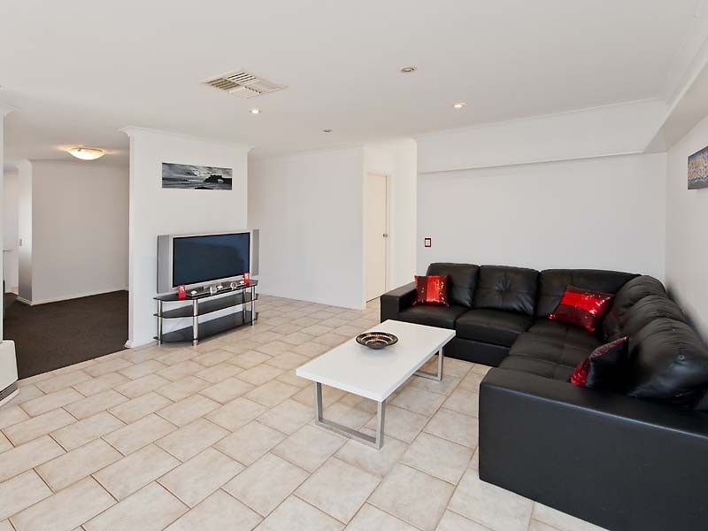 29 Lucinda Court, Huntingdale WA 6110