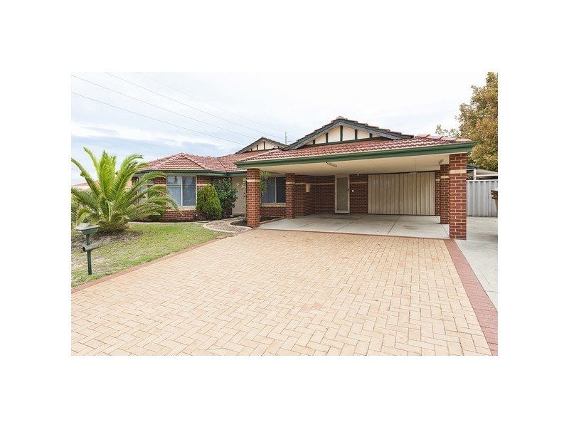 2 Coulthard Crescent, Canning Vale WA 6155