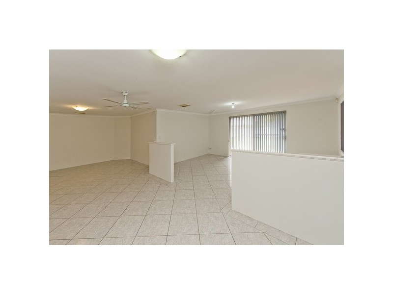 2 Coulthard Crescent, Canning Vale WA 6155