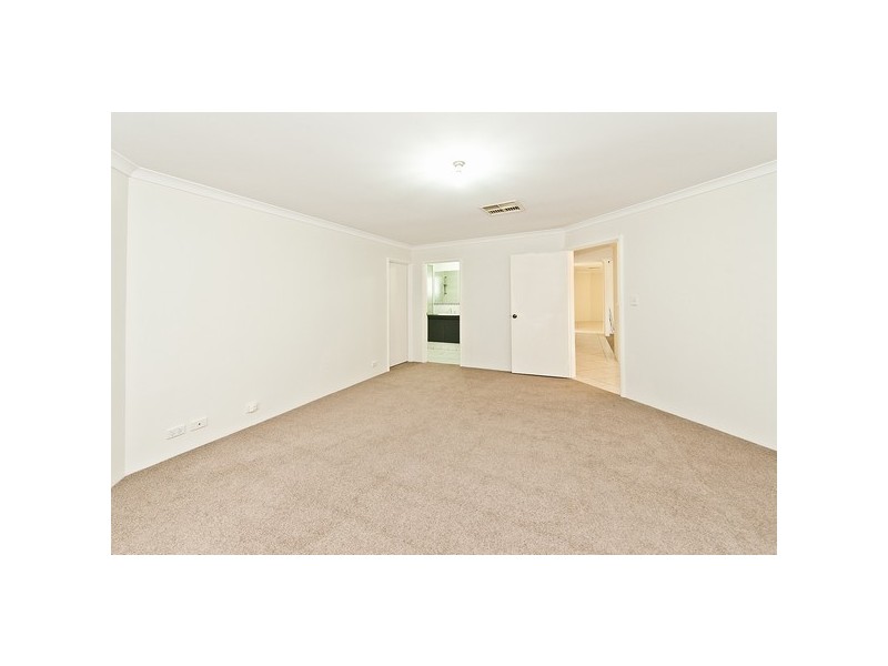 2 Coulthard Crescent, Canning Vale WA 6155