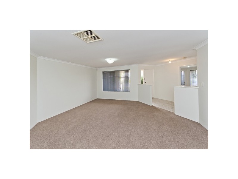 2 Coulthard Crescent, Canning Vale WA 6155