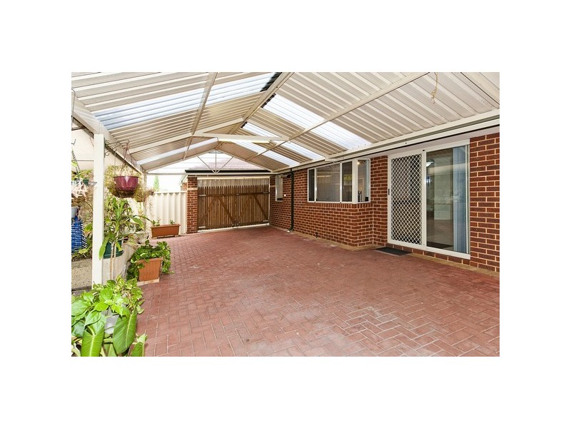 2 Coulthard Crescent, Canning Vale WA 6155