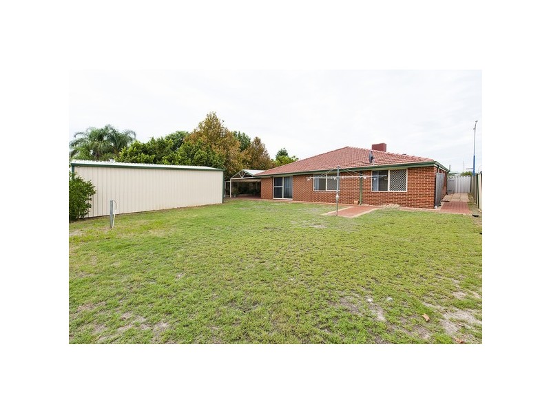 2 Coulthard Crescent, Canning Vale WA 6155