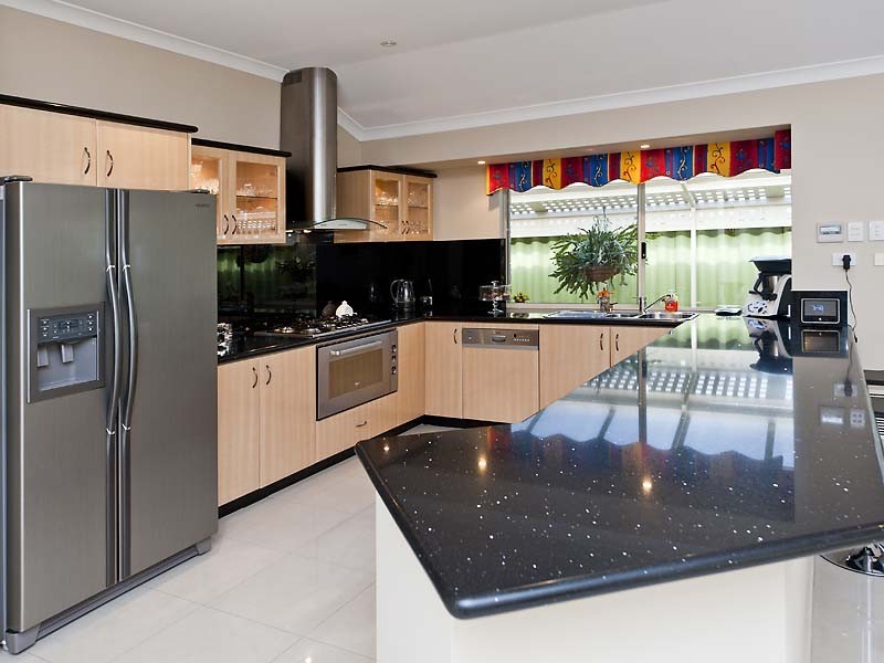 44 Pebble Bush Drive, Canning Vale WA 6155