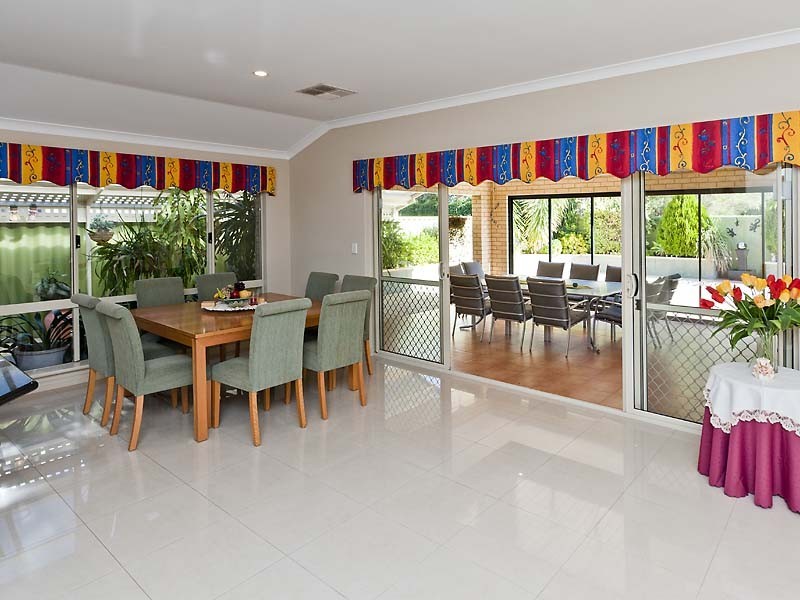 44 Pebble Bush Drive, Canning Vale WA 6155