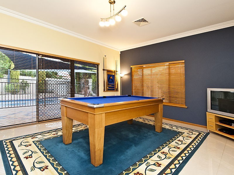 45 Sandringham Promenade, Canning Vale WA 6155