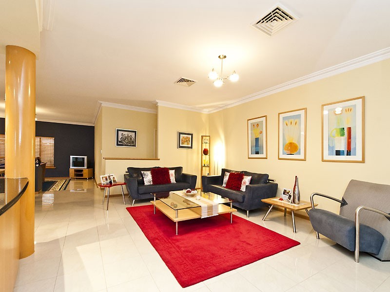 45 Sandringham Promenade, Canning Vale WA 6155