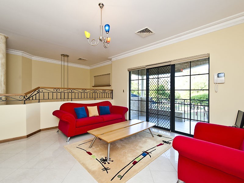 45 Sandringham Promenade, Canning Vale WA 6155