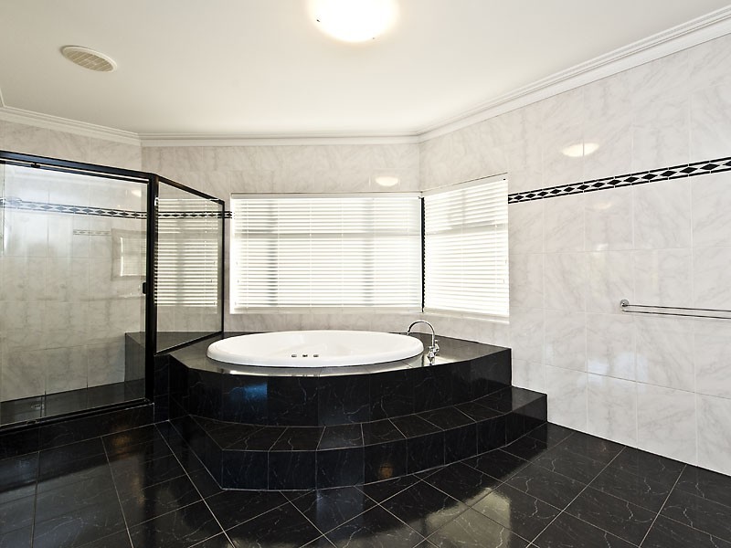 45 Sandringham Promenade, Canning Vale WA 6155