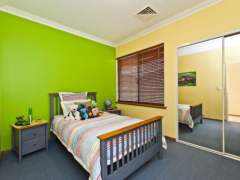 45 Sandringham Promenade, Canning Vale WA 6155