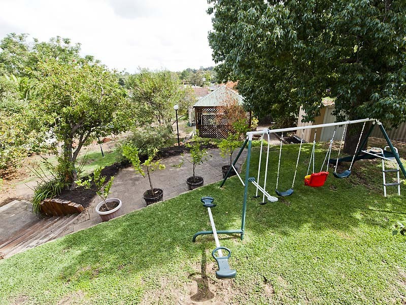 44 Brigalow Way, Lesmurdie WA 6076