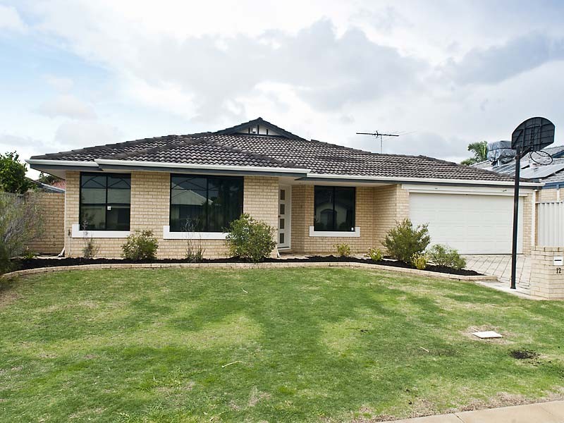 12 Conigrave Place, Canning Vale WA 6155