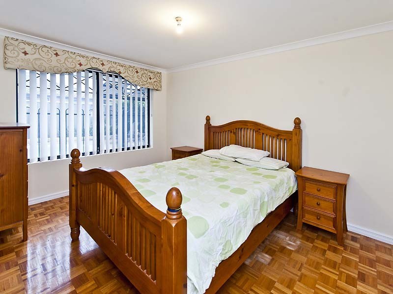 12 Conigrave Place, Canning Vale WA 6155