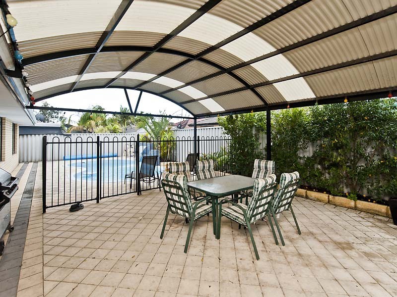 12 Conigrave Place, Canning Vale WA 6155