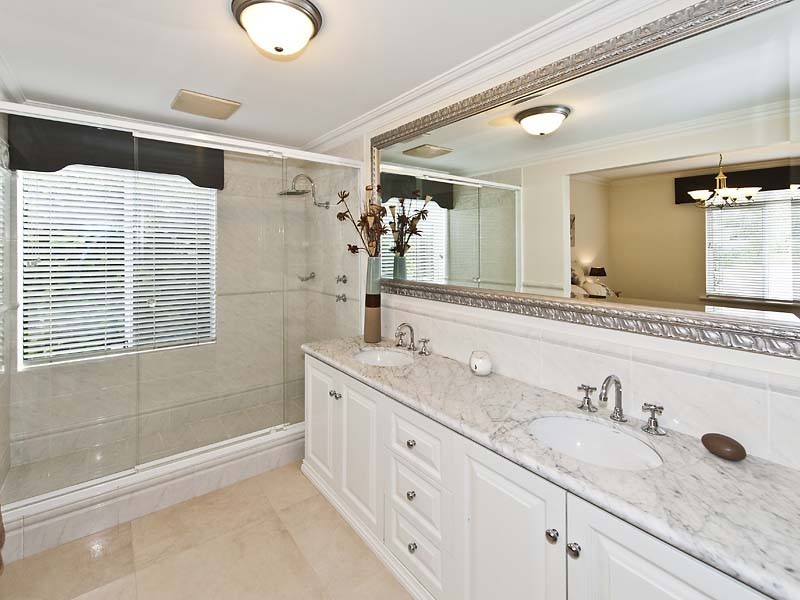 13 Karri Avenue, Canning Vale WA 6155