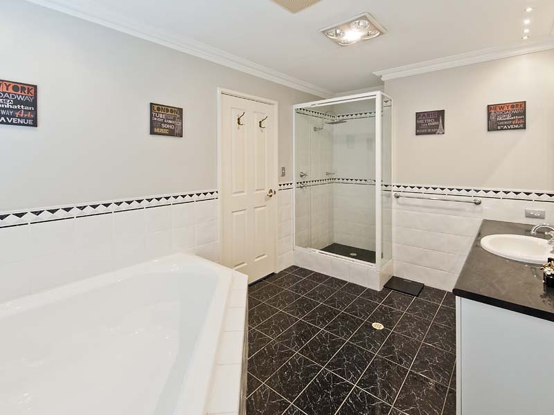 13 Karri Avenue, Canning Vale WA 6155