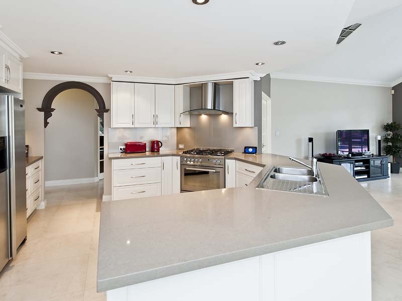 13 Karri Avenue, Canning Vale WA 6155