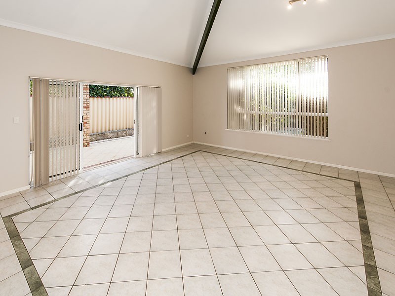 28 Goodwood Way, Canning Vale WA 6155