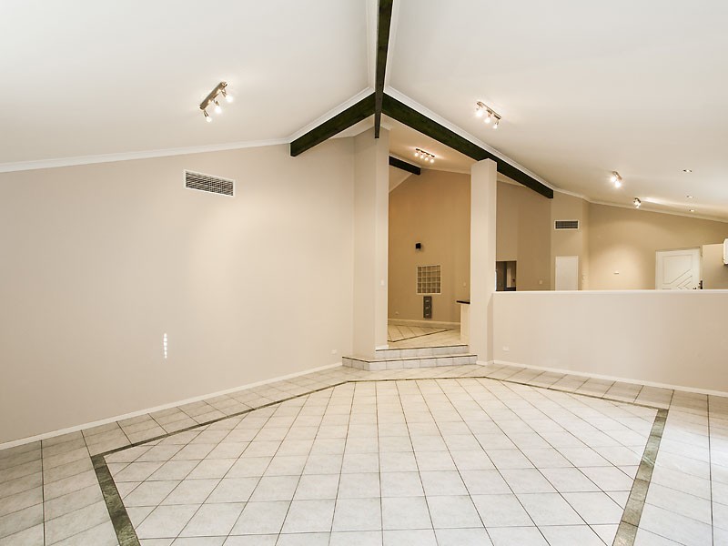 28 Goodwood Way, Canning Vale WA 6155