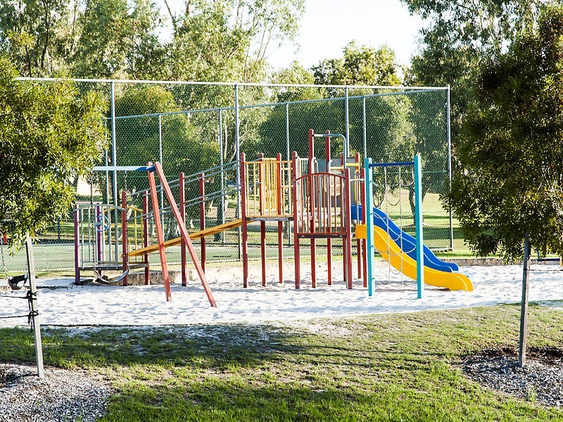 28 Goodwood Way, Canning Vale WA 6155