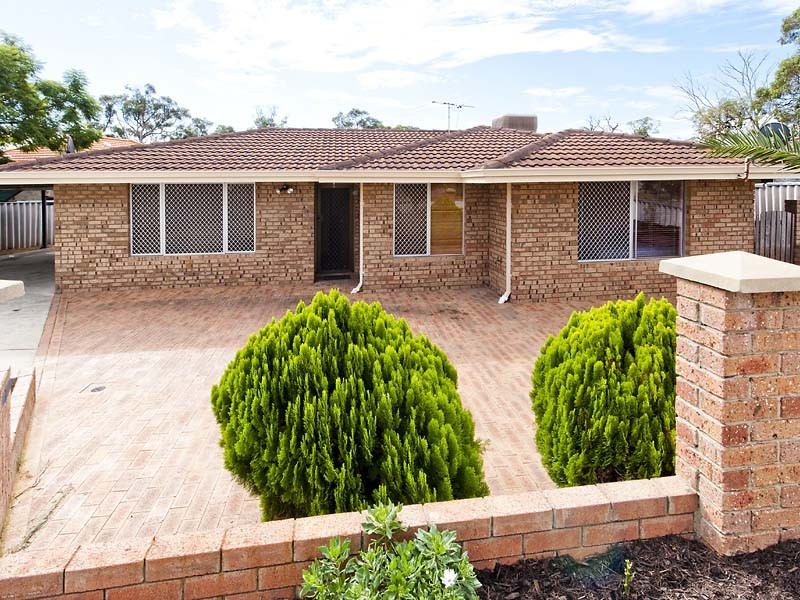 17 Ophir Court, Hamilton Hill WA 6163