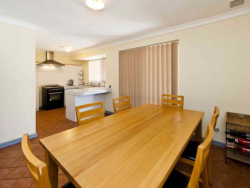 17 Ophir Court, Hamilton Hill WA 6163