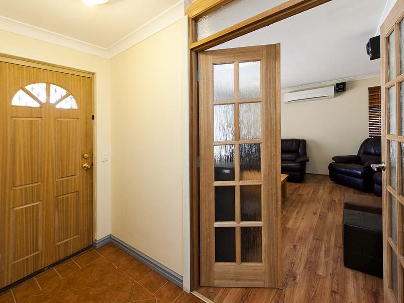 17 Ophir Court, Hamilton Hill WA 6163