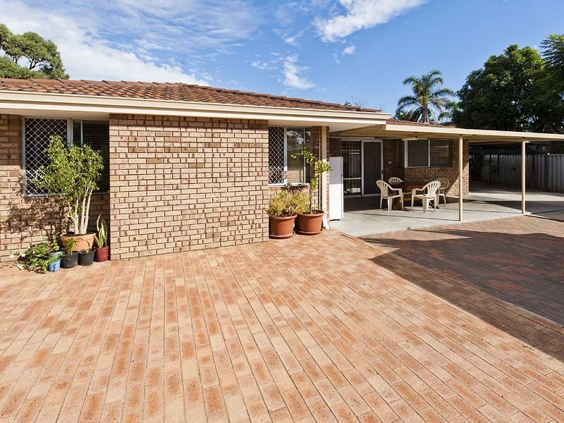 17 Ophir Court, Hamilton Hill WA 6163