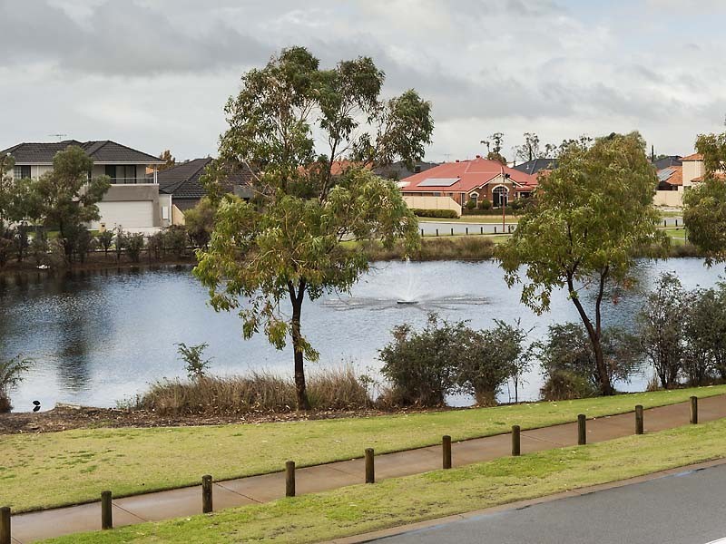 40 Admiralty Road, Canning Vale WA 6155