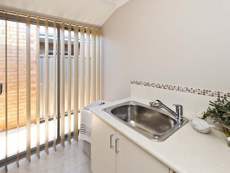 Unit 6 Blackfriars Meander, Piara Waters WA 6112