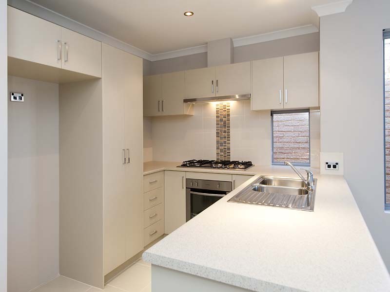 Unit 6 Blackfriars Meander, Piara Waters WA 6112