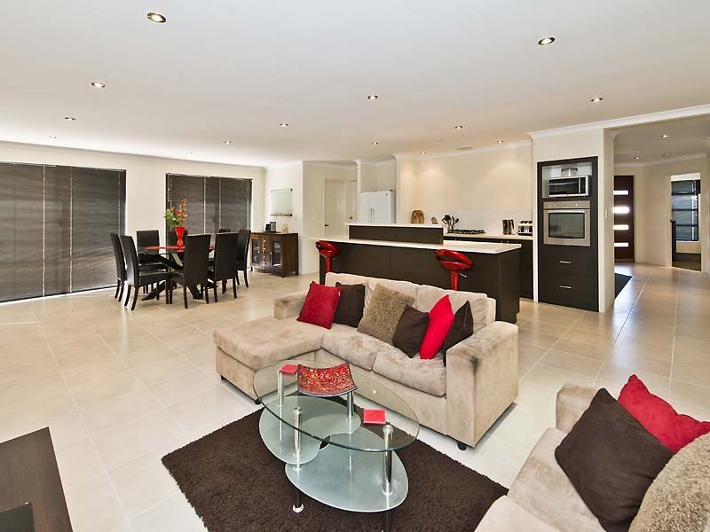 9 Blarney Place, Canning Vale WA 6155