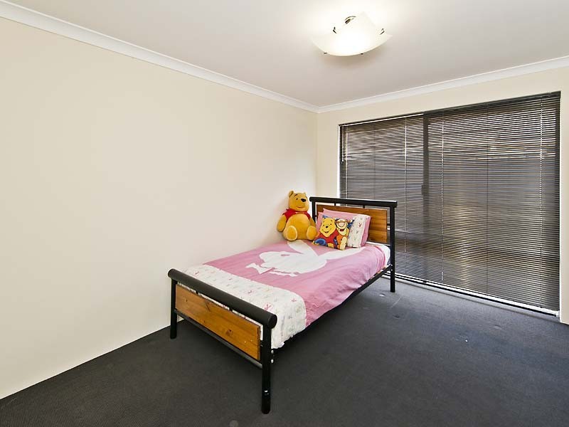 9 Blarney Place, Canning Vale WA 6155