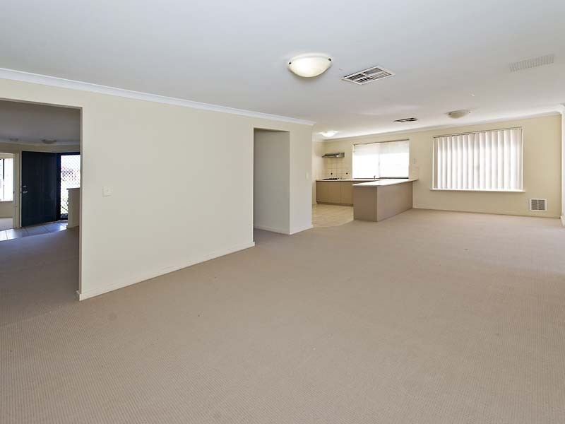 28 The Bridgeway, Canning Vale WA 6155