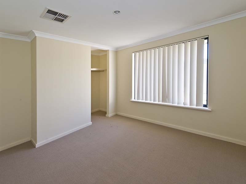 28 The Bridgeway, Canning Vale WA 6155